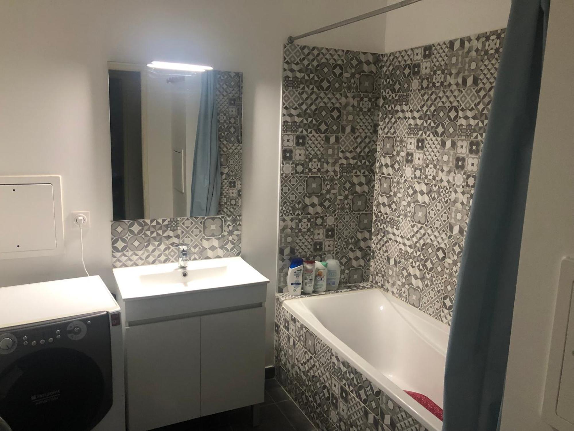 Jolie Chambre A Nanterre Prefecture Proche La Defense Arena Campus Sncf Et Paris Eksteriør bilde